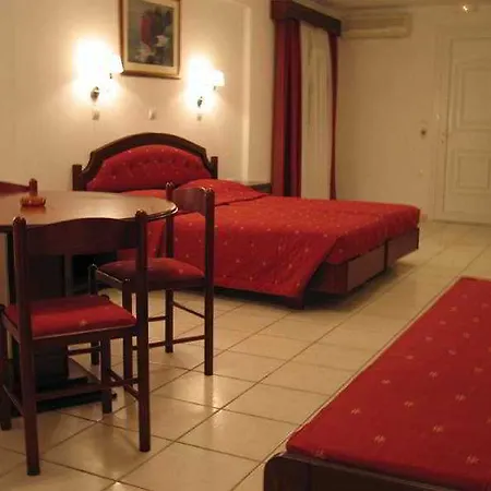 Giannoulaki Hotel 4*